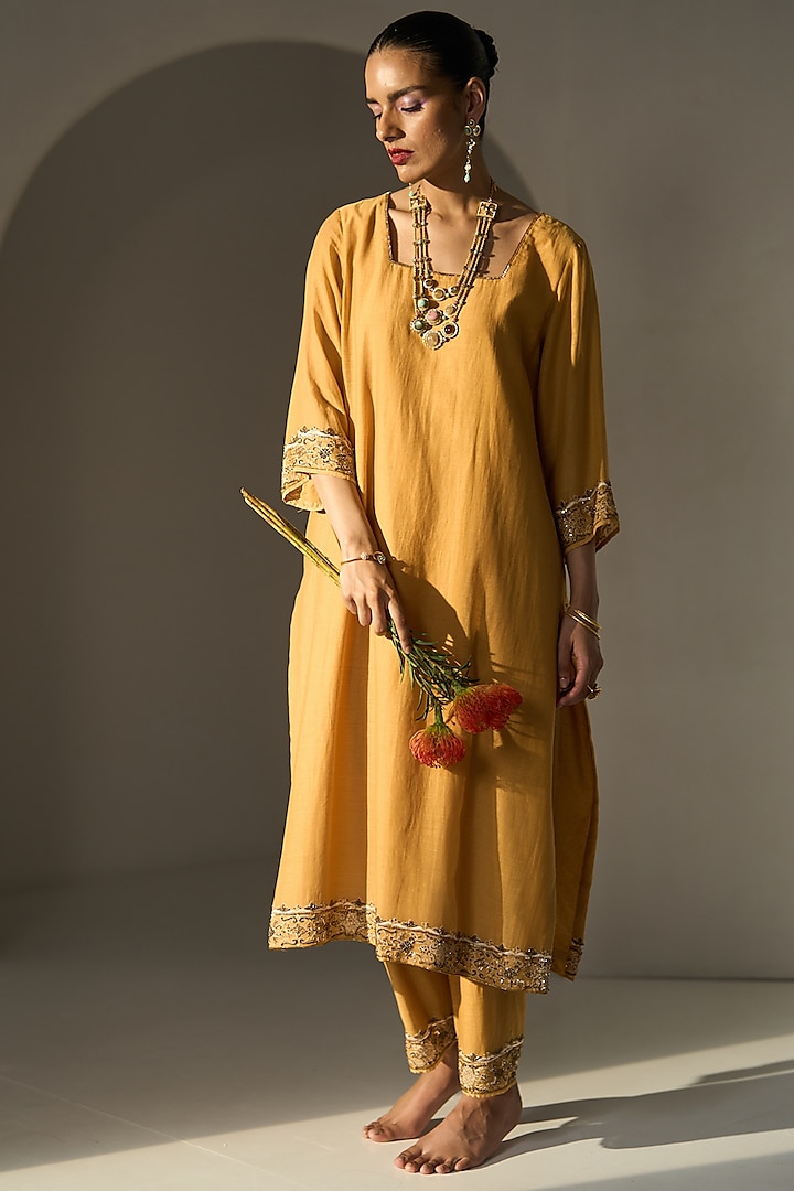 Yellow Chanderi Silk Hand Embroidered Kurta Set by Sarang Kaur at Pernia's Pop Up Shop