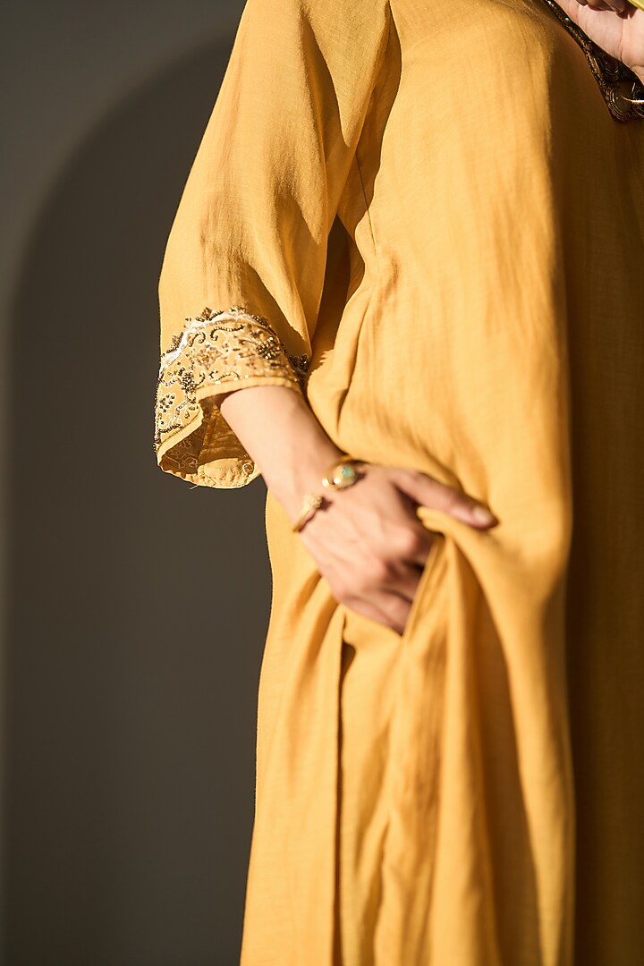 Yellow Chanderi Silk Hand Embroidered Kurta Set by Sarang Kaur at Pernia's Pop Up Shop