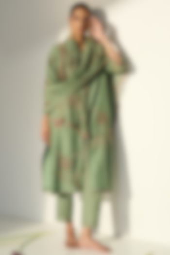 Green Chanderi Silk Hand Embroidered Dupatta by Sarang Kaur at Pernia's Pop Up Shop