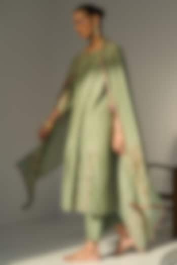 Green Chanderi Silk Hand Embroidered Dupatta by Sarang Kaur at Pernia's Pop Up Shop