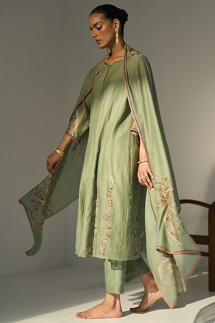 Green Chanderi Silk Hand Embroidered Dupatta by Sarang Kaur at Pernia's Pop Up Shop