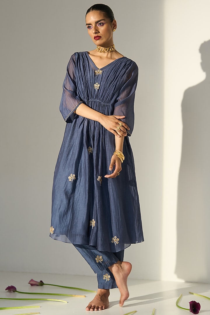 Blue Chanderi Silk Hand Embroidered Kurta Set by Sarang Kaur at Pernia's Pop Up Shop