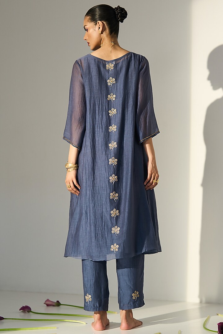 Blue Chanderi Silk Hand Embroidered Kurta Set by Sarang Kaur at Pernia's Pop Up Shop