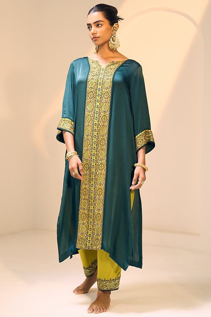 Green Satin Georgette Hand Embroidered Kurta Set by Sarang Kaur at Pernia's Pop Up Shop