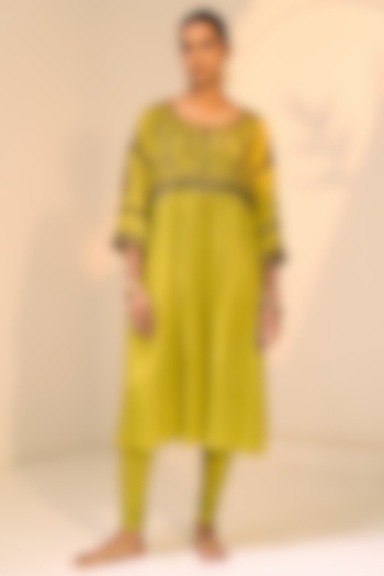 Green Satin Georgette Hand Embroidered Kurta Set by Sarang Kaur at Pernia's Pop Up Shop