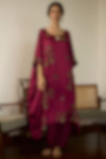 Pink Satin Georgette Hand Embroidered Kaftan Set by Sarang Kaur at Pernia's Pop Up Shop