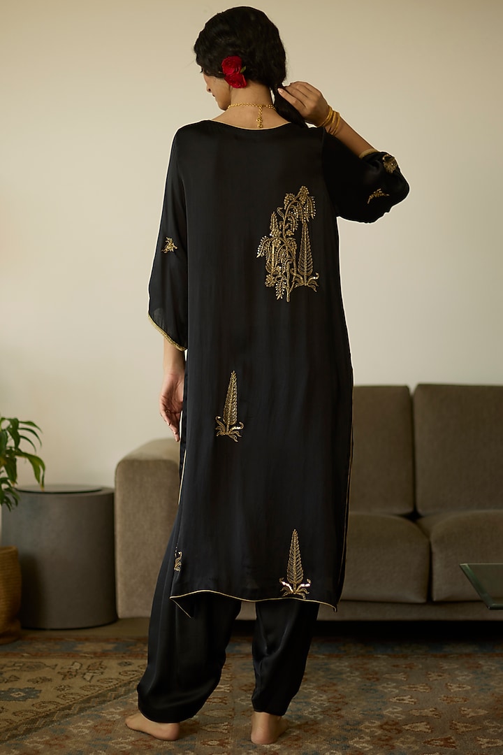 Black Satin Georgette Hand Embroidered Kurta Set by Sarang Kaur at Pernia's Pop Up Shop