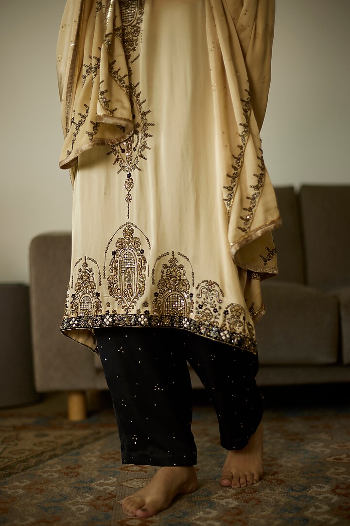 Beige Satin Georgette Hand Embroidered Kurta Set by Sarang Kaur at Pernia's Pop Up Shop