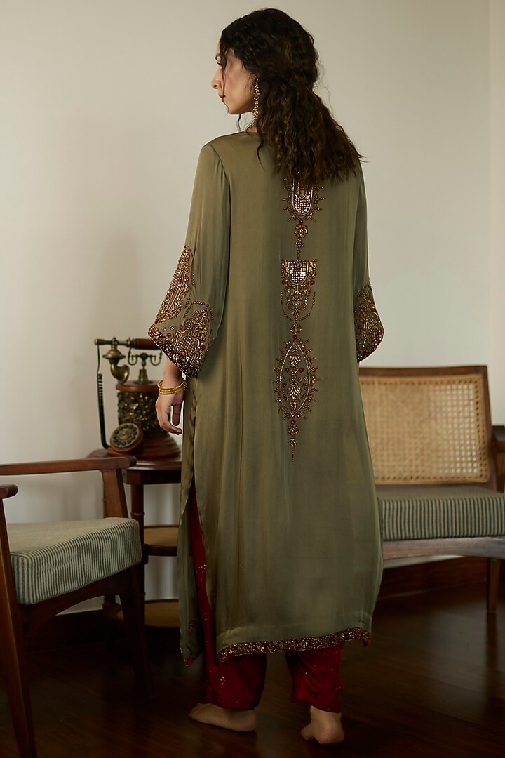 Green Satin Georgette Hand Embroidered Kurta Set by Sarang Kaur at Pernia's Pop Up Shop