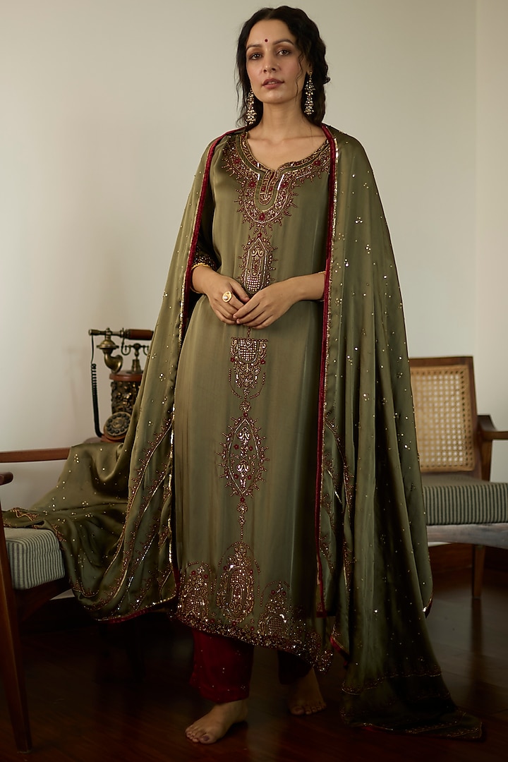 Green Satin Georgette Hand Embroidered Dupatta by Sarang Kaur at Pernia's Pop Up Shop