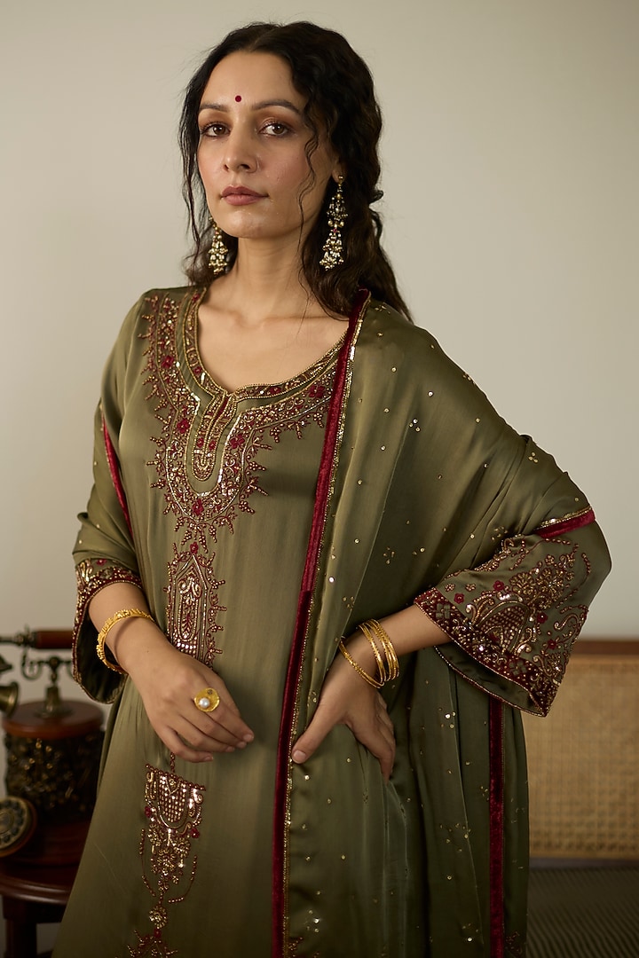 Green Satin Georgette Hand Embroidered Dupatta by Sarang Kaur at Pernia's Pop Up Shop