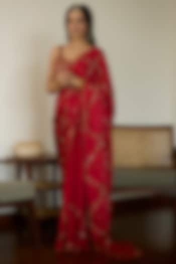 Red Satin Georgette Hand Embroidered Reception Saree Set by Sarang Kaur at Pernia's Pop Up Shop