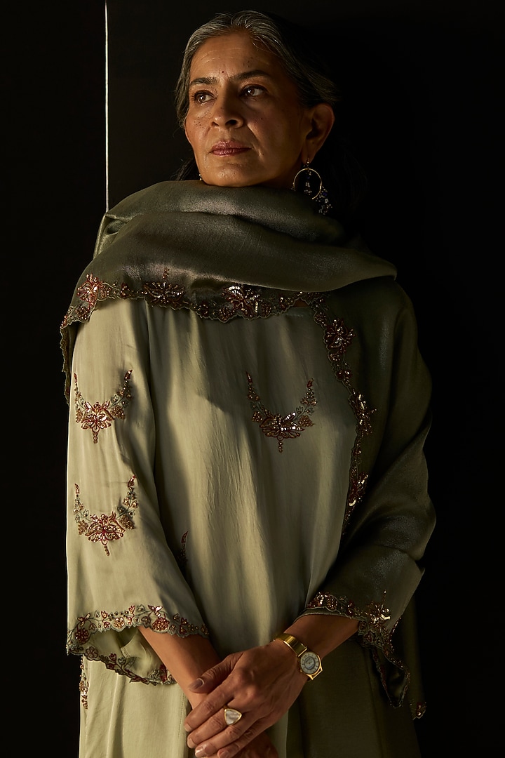 Green Satin Silk Hand Embroidered Kurta Set by Sarang Kaur at Pernia's Pop Up Shop