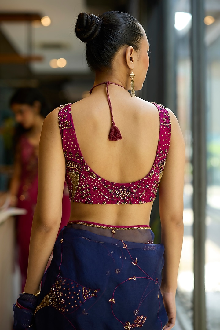 Blue Organza Silk Hand Embroidered Reception Saree Set by Sarang Kaur at Pernia's Pop Up Shop