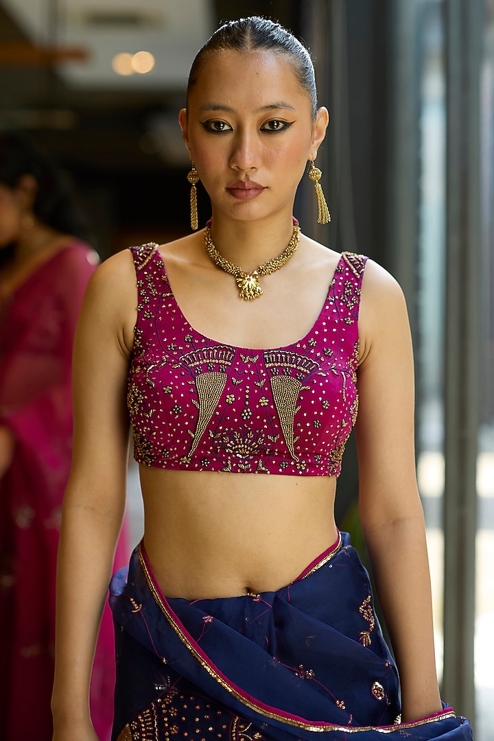 Blue Organza Silk Hand Embroidered Reception Saree Set by Sarang Kaur at Pernia's Pop Up Shop