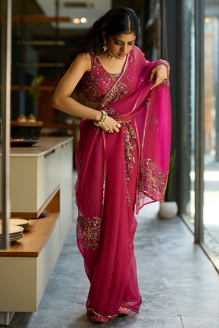 Pink Organza Silk Hand Embroidered Wedding Saree Set by Sarang Kaur at Pernia's Pop Up Shop