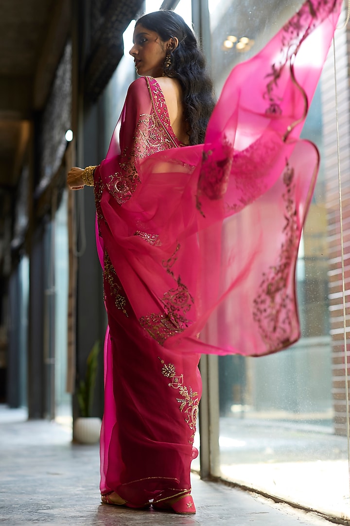 Pink Organza Silk Hand Embroidered Wedding Saree Set by Sarang Kaur at Pernia's Pop Up Shop