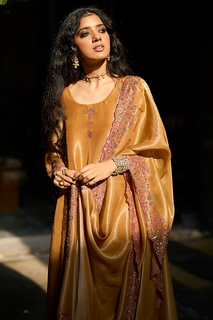 Mustard Tissue Silk Hand Embroidered Kurta Set by Sarang Kaur at Pernia's Pop Up Shop