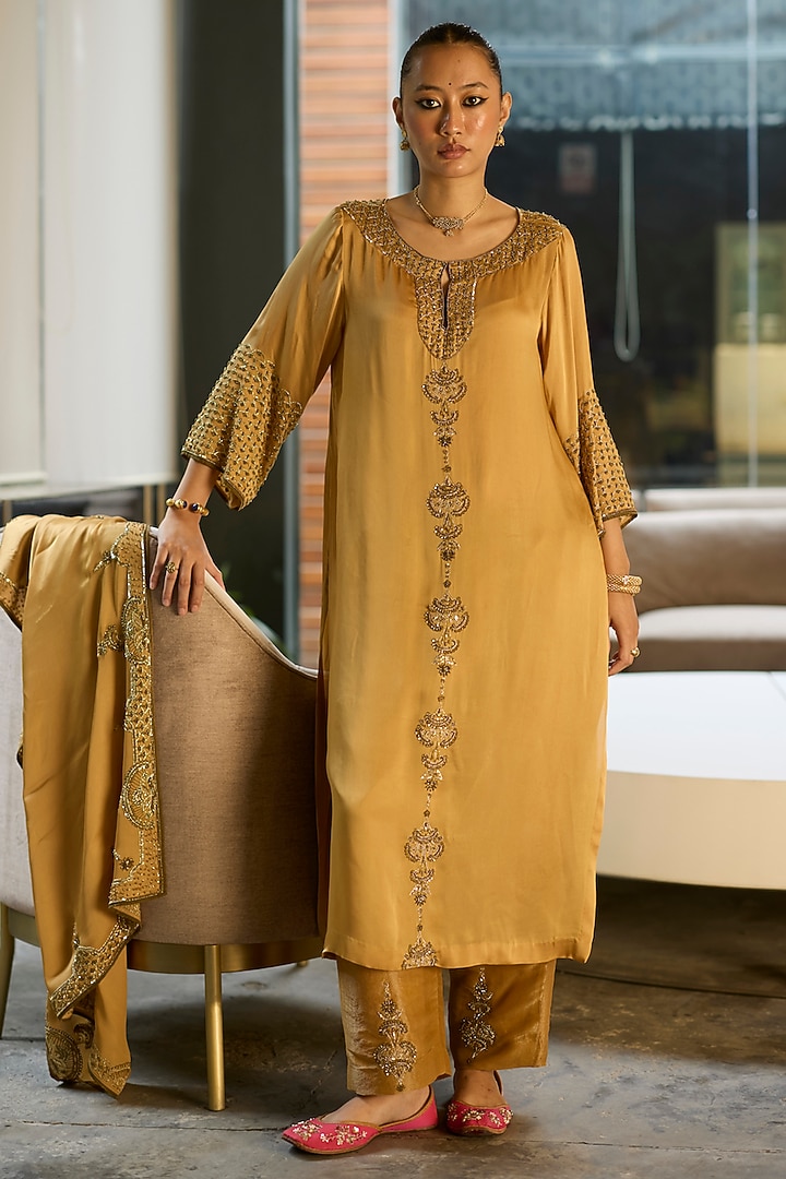 Mustard Satin Silk Hand Embroidered Kurta Set by Sarang Kaur at Pernia's Pop Up Shop