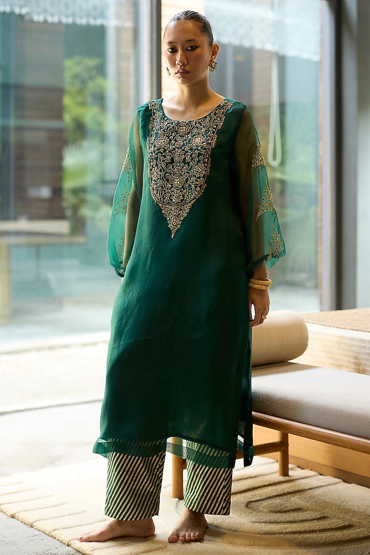 Green Organza Silk Hand Embroidered Kurta Set by Sarang Kaur at Pernia's Pop Up Shop