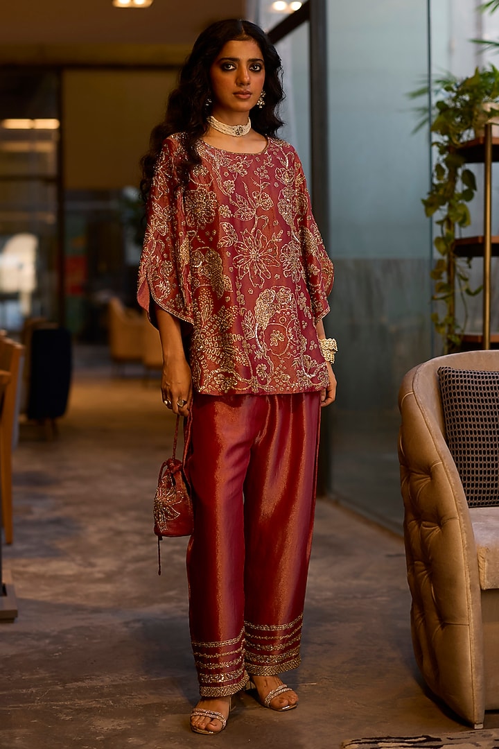 Red Tissue Silk Hand Embroidered Kurta Set by Sarang Kaur at Pernia's Pop Up Shop