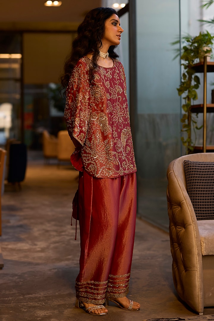 Red Tissue Silk Hand Embroidered Kurta Set by Sarang Kaur at Pernia's Pop Up Shop