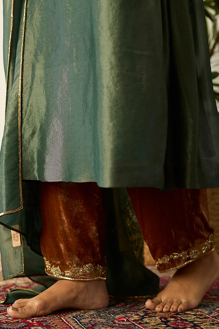 Green Tissue Silk Hand Embroidered Kurta Set by Sarang Kaur at Pernia's Pop Up Shop