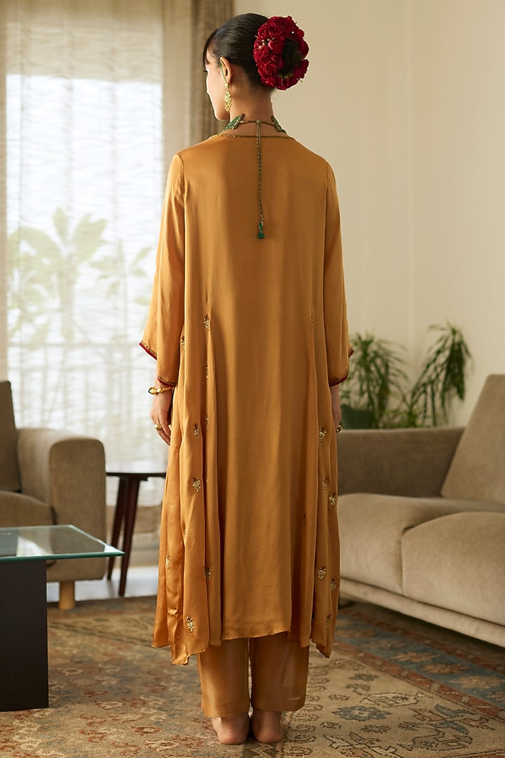Mustard Satin Silk Hand Embroidered Kurta Set by Sarang Kaur at Pernia's Pop Up Shop