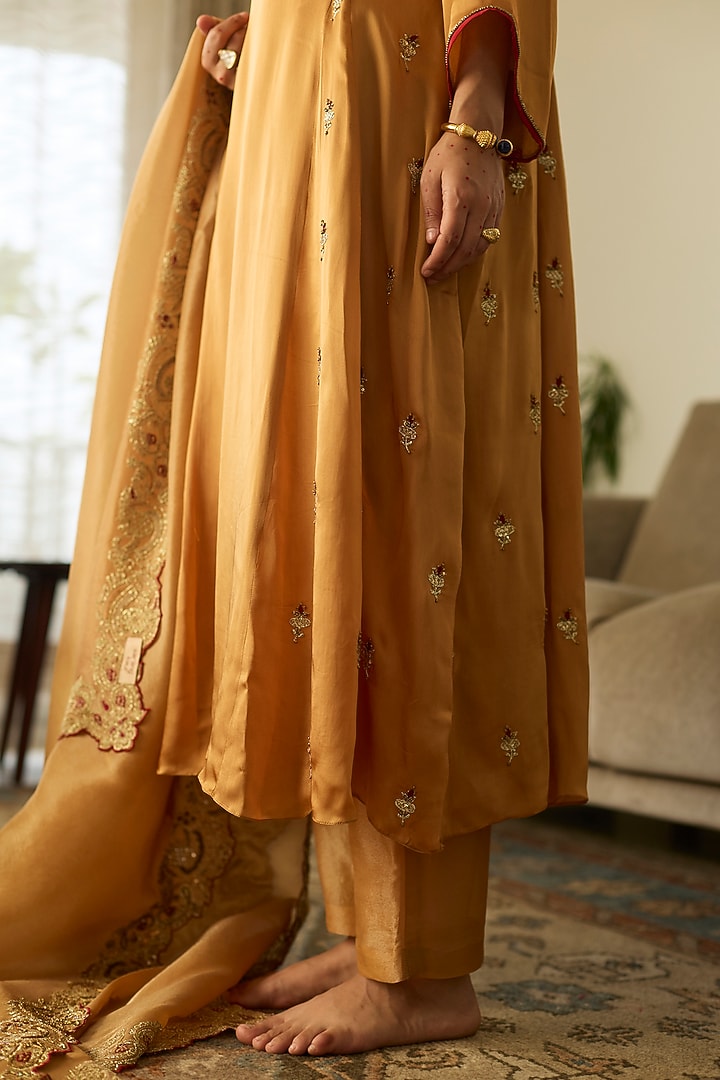 Mustard Satin Silk Hand Embroidered Kurta Set by Sarang Kaur at Pernia's Pop Up Shop