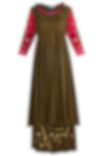 Olive Green Embroidered Kalidaar Kurta Set by Sareeka H & Mukkta Dograa at Pernia's Pop Up Shop