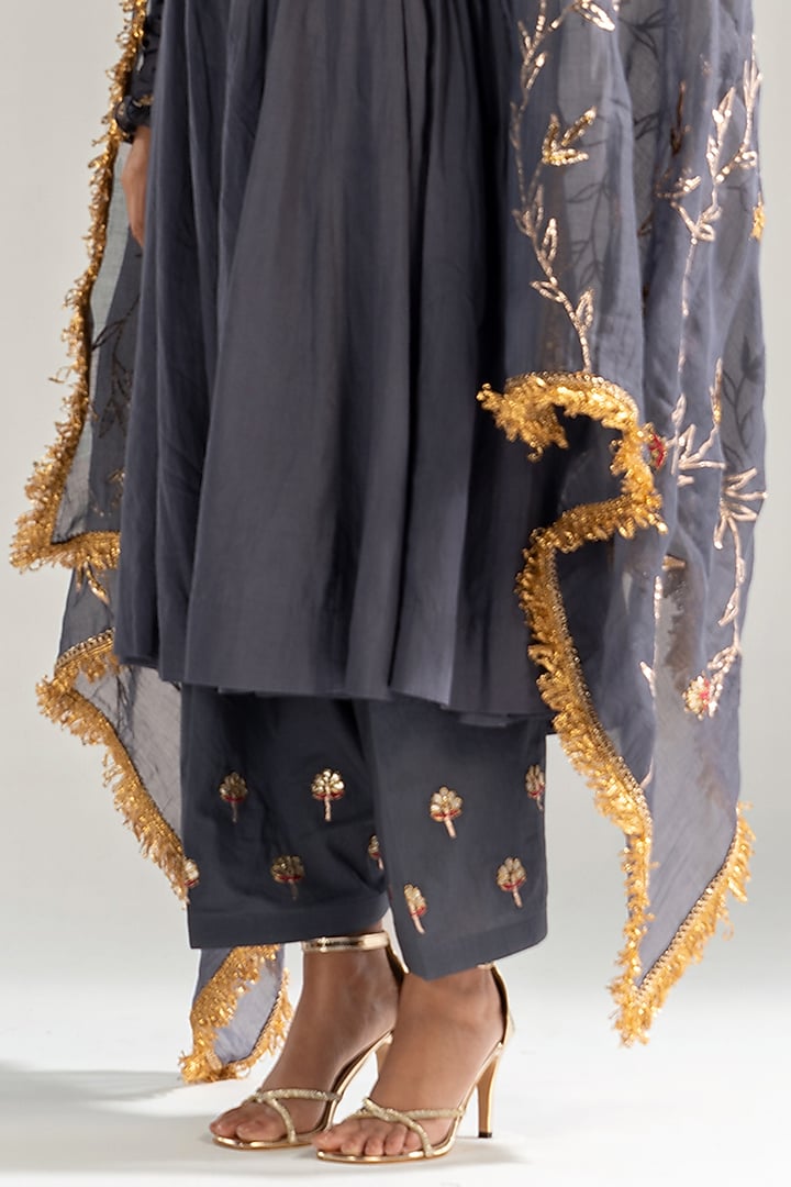 Grey Cotton Embroidered Kalidar Kurta Set by Sareeka H & Mukkta Dograa at Pernia's Pop Up Shop