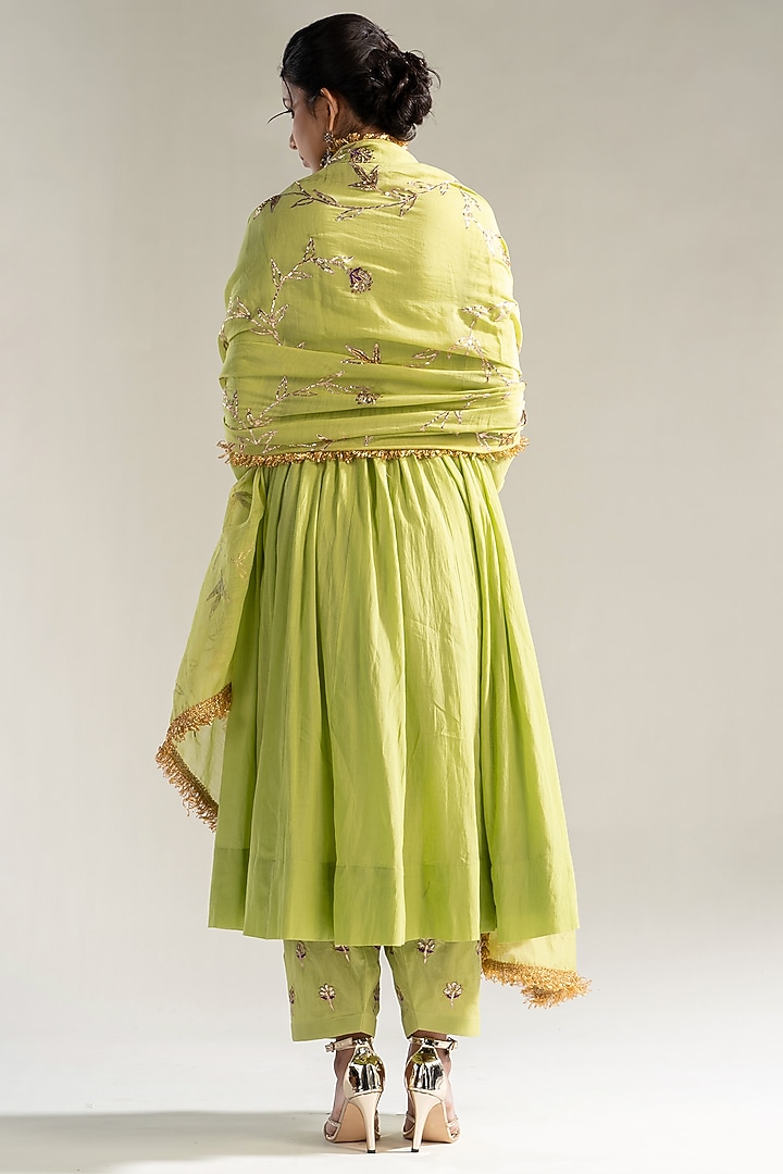Green Cotton Embroidered Kalidar Kurta Set by Sareeka H & Mukkta Dograa at Pernia's Pop Up Shop