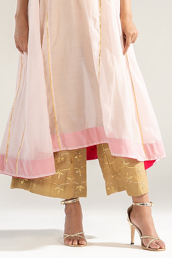Pale Pink Mul Silk Embroidered Kalidar Kurta Set by Sareeka H & Mukkta Dograa at Pernia's Pop Up Shop