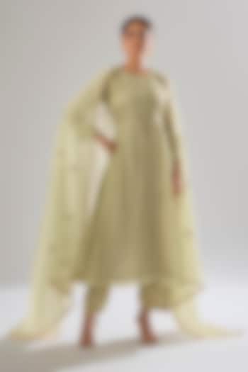 Sage Green Chanderi Hand Embroidered Kurta Set by Sareeka H & Mukkta Dograa at Pernia's Pop Up Shop