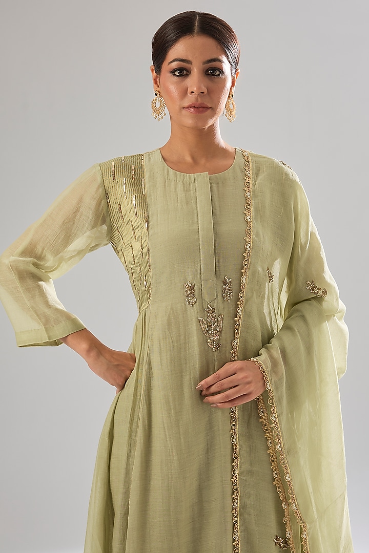 Sage Green Chanderi Hand Embroidered Kurta Set by Sareeka H & Mukkta Dograa at Pernia's Pop Up Shop