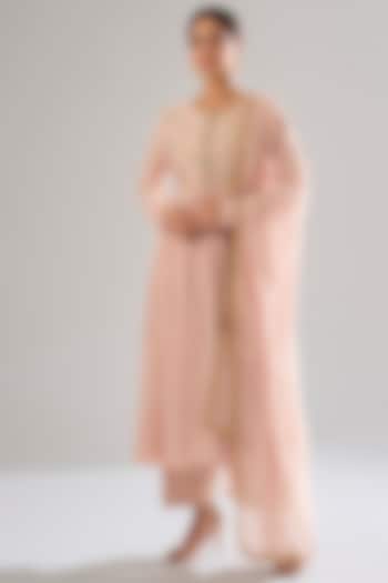 Nude Pink Cotton Gota Work Kurta Set by Sareeka H & Mukkta Dograa at Pernia's Pop Up Shop