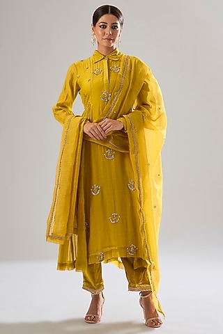 Mustard Chanderi Hand Embroidered Kurta Set by Sareeka H & Mukkta Dograa