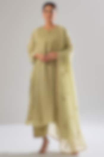 Sage Green Chanderi Hand Embroidered Kurta Set by Sareeka H & Mukkta Dograa at Pernia's Pop Up Shop