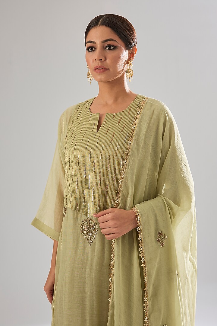 Sage Green Chanderi Hand Embroidered Kurta Set by Sareeka H & Mukkta Dograa at Pernia's Pop Up Shop