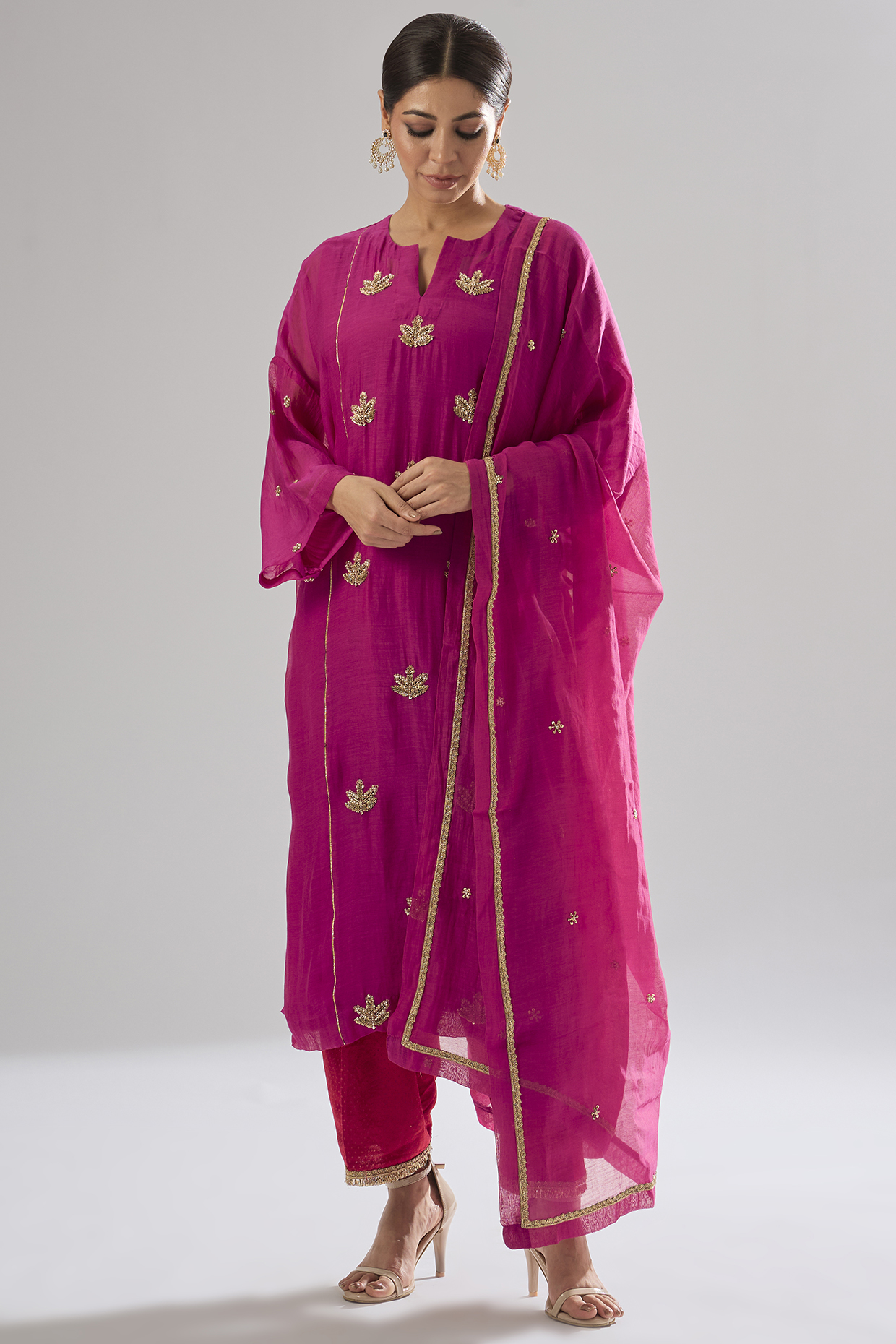 Dark Fuchsia Chanderi Hand Embroidered Kurta Set by Sareeka H & Mukkta Dograa at Pernia's Pop Up Shop