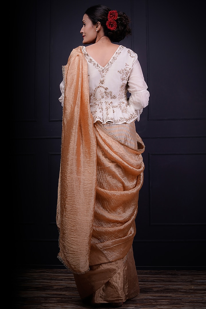 Gold Chanderi & Silk Wedding Saree Set by Srota By Srishti Aggarwal at Pernia's Pop Up Shop