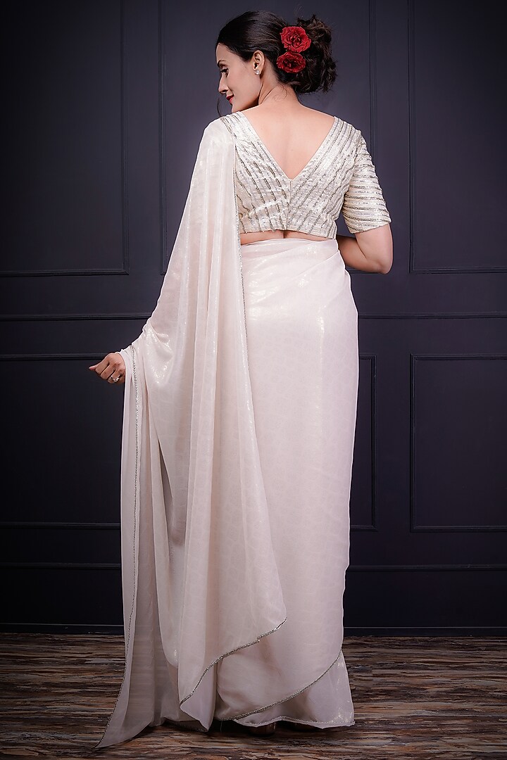 White Foil Party Wear Saree Set by Srota By Srishti Aggarwal at Pernia's Pop Up Shop