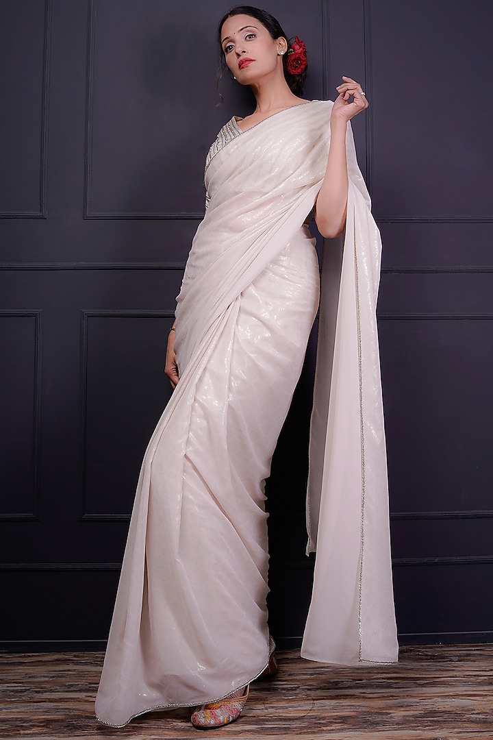 White Foil Party Wear Saree Set by Srota By Srishti Aggarwal at Pernia's Pop Up Shop