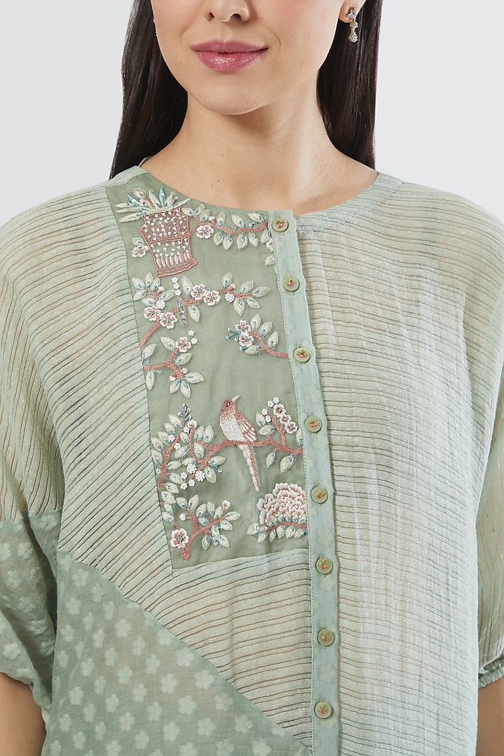 Sea Green Embroidered Kurta Set by Srota By Srishti Aggarwal at Pernia's Pop Up Shop