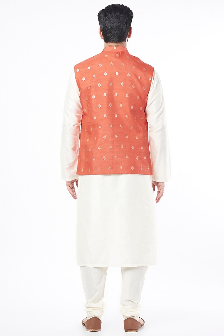 Coral Embroidered Bundi Jacket by Seirra Thakur at Pernia's Pop Up Shop