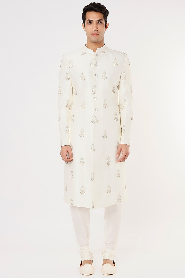 Off-White Embroidered Sherwani Set With Mojris by Seirra Thakur