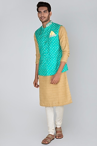 Sea Green Pure Silk Embroidered Bandhani Bundi Jacket by Seirra Thakur