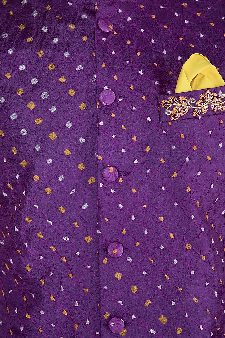 Brinjal Purple Embroidered Bandhani Bundi Jacket by Seirra Thakur at Pernia's Pop Up Shop