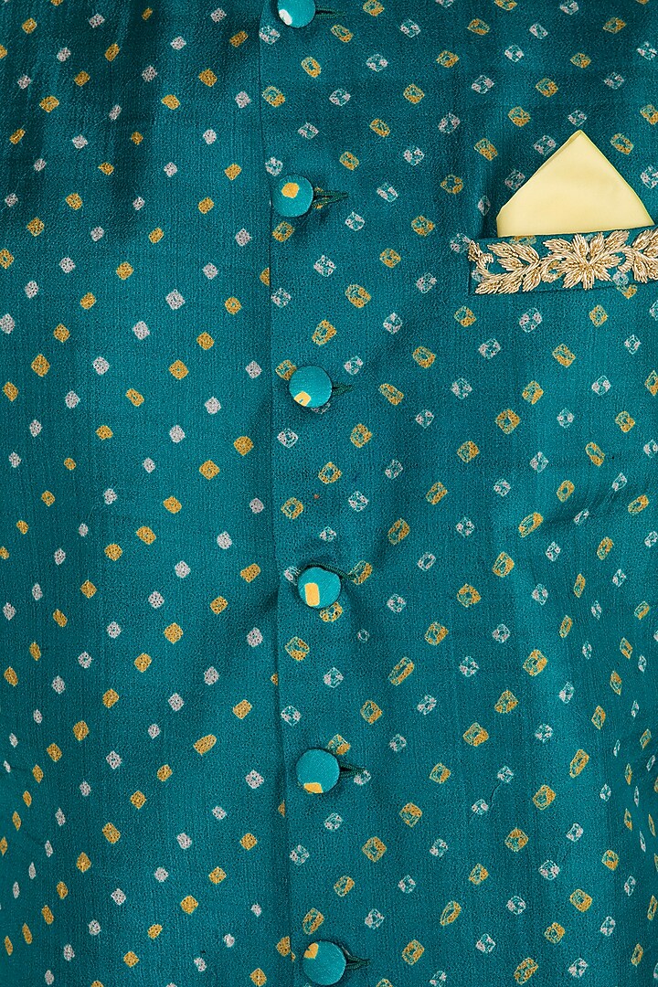 Peacock Green Pure Silk Embroidered Bandhani Bundi Jacket by Seirra Thakur at Pernia's Pop Up Shop
