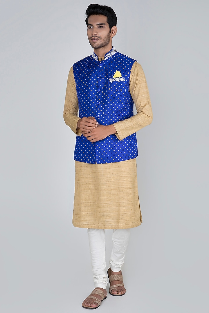 Bottle Blue Embroidered Bandhani Bundi Jacket by Seirra Thakur